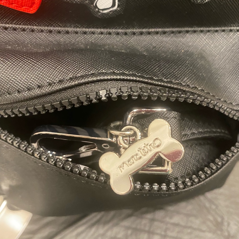 Marc Tetro Black Dog Design Backpack and Pouch with Leash - Picture 9 of 9